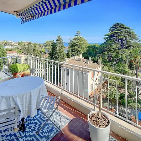 Apartment Immogroom - Close Beaches- Beautiful Terrace - Seaview - Congressbeaches *