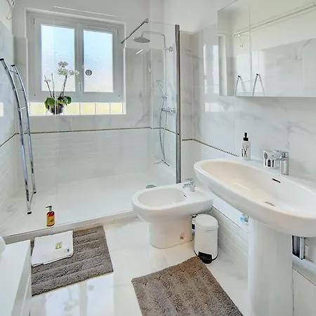 Apartmán Immogroom - Close Beaches- Beautiful Terrace - Seaview - Congressbeaches Cannes